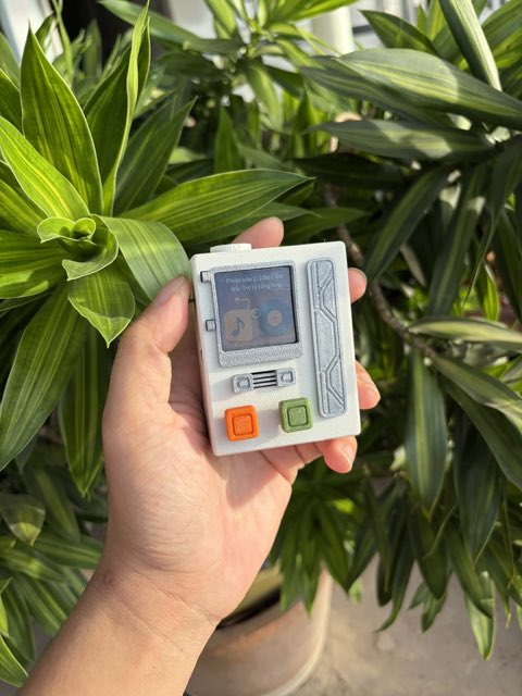 Góc làm việc không chỉ cần gọn, mà cần phải vui